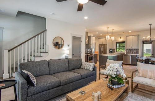 Brevard Casa | Kings Creek Cottage