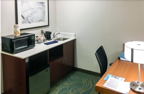 Landen Hotel | Kings Inn & Suites Mason