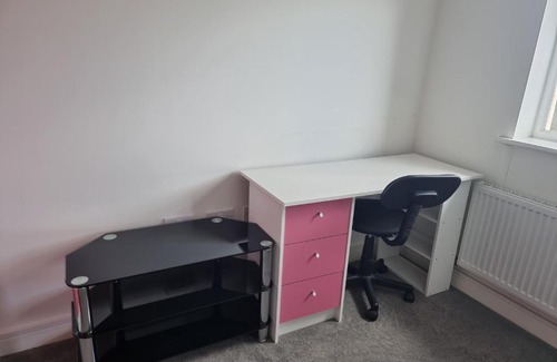 Camborne Casa | Kingsize Room Close To The A30 Camborne