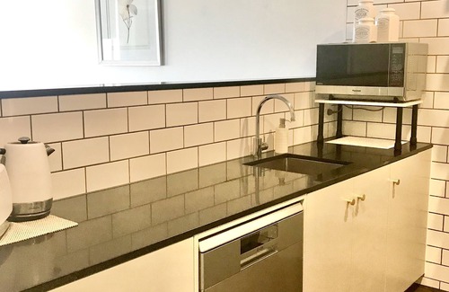 Kingston Apartamento | Kingston Foreshore 1 BR Apartment,Views, Parking