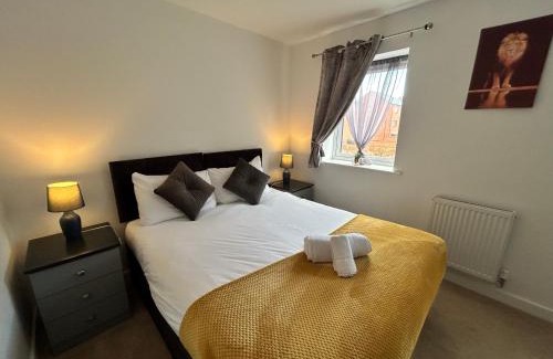 Derby Casa | Kingsway House - Spacious 4 Bed Home From Home in Derby
