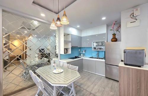 Phu Nhuan Apartamento | KIRAKUAN CHILL 2BR Pool/Gym