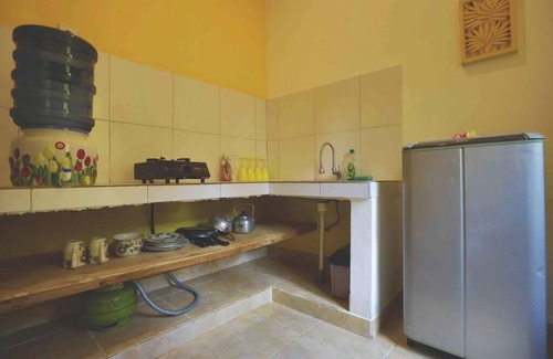 Purwakerti Cabaña | Kirana Homestay - Breeze Bungalow