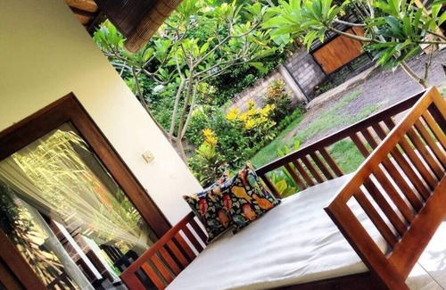 Purwakerti Cabaña | Kirana Homestay - Breeze Bungalow