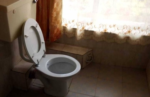 Nanyuki Hotel | Kirimara Springs Hotel