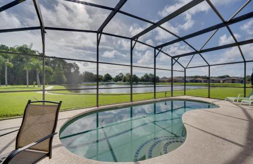 Seasons Casa | Kissimmee Getaway with Pool about 7 Mi to Disney!