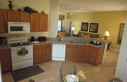 West Kissimmee Casa | Kissimmee Maingate Area Pool Homes by SVV