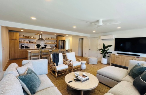 Surf City Casa | KITE FEST WEEKEND-dates available! Brand new! Ocean block, heart of Surf City