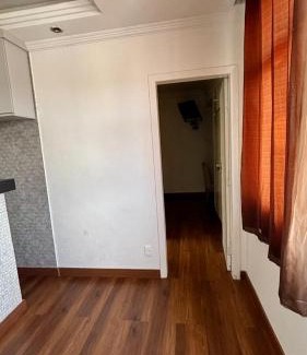 Floresta Apartamento | Kitnet na Rua Sapucai