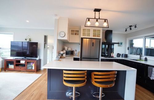 Ngongotaha Casa | Kiwi Retreat By Aotearoa Escapes