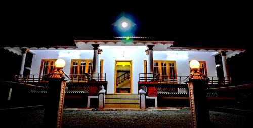 Pala Apartamento | Kizhakkethottam Homestays-River View Villa