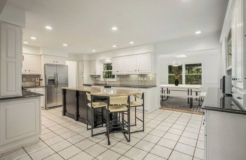White Pigeon Casa | Klinger Lake Cove - Sleeps 16-24