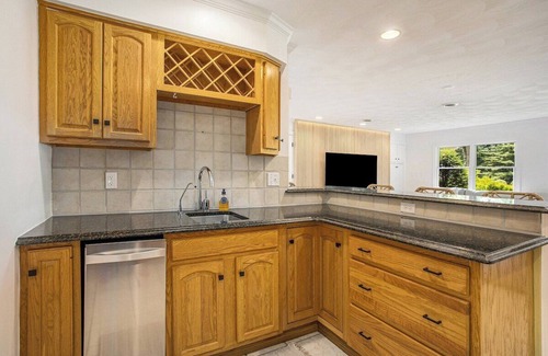White Pigeon Casa | Klinger Lake Cove - Sleeps 16-24
