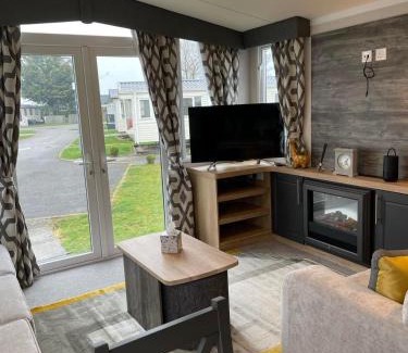 Kirby Misperton Casa | KMH Caravans at Flamingo Land