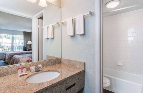 Plant City Hotel | Knights Inn Plant City