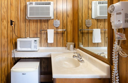 Hillsville Casa | Knob Hill Motor Lodge – Hillsville