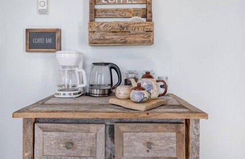 Mahone Bay Casa | Knotting Hill - A Storybook Stay in Mahone Bay