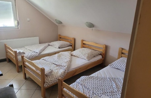 Backi Monostor Apartamento | Koba