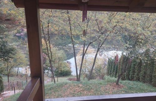 Central Serbia Casa | "Kod dva kestena"Warm and cozy house with lake view sauna