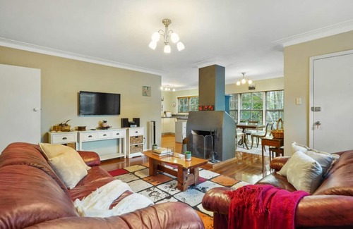 St. Heliers Casa | Kohi Family Home With Netflix & Gardens View