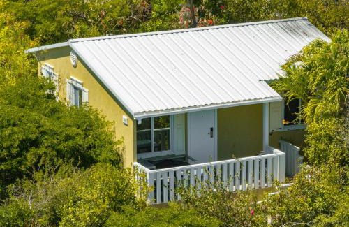 Venetian Road Settlement Casa | Kokomo Classic 2 Bedroom Couples Cottage