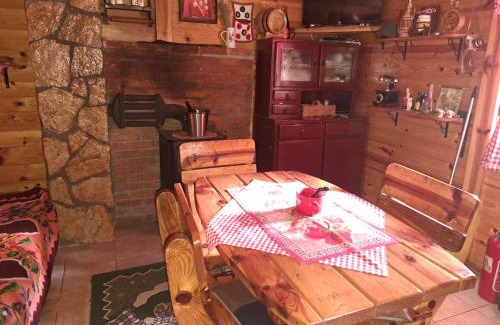 Beserovina Casa | Koljeba Ikica i Makica
