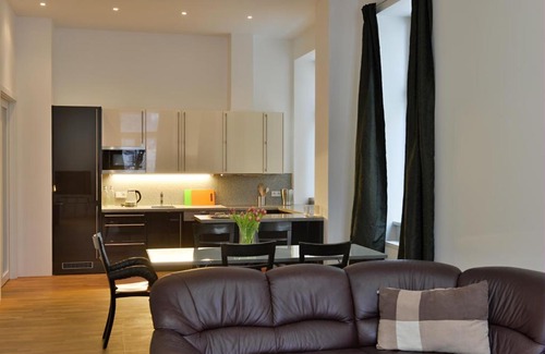 Marianske Lazne Apartamento | Kolonada Luxury 2 bedroom apartment with balcony