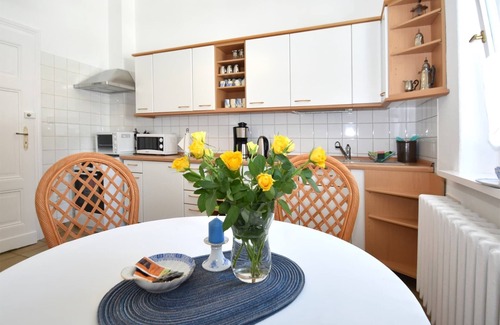 Blankenburg Apartamento | Comodidad con vistas al castillo