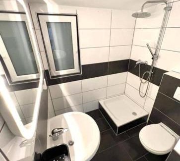 Krefeld Apartamento | Komfortable city-Apartment in Krefeld, Küche, nähe Düsseldorf Messe