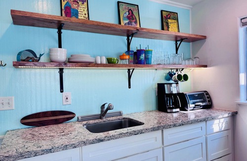 Kona Palisades Apartamento | Kona Garden Studio Ohana: private sunset lanai & seasonal fruit from the garden!