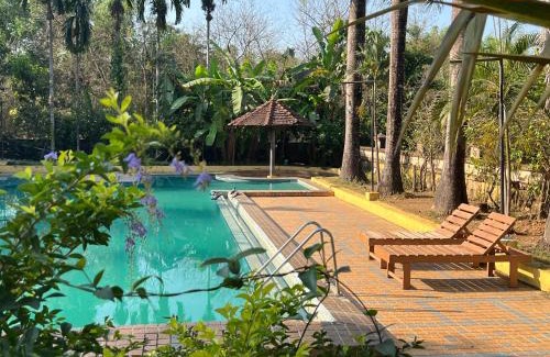 Niravade Complejo | Konkan Crown Resort & Club