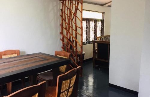 Kotmale Villa | Kothmale inn Family villa