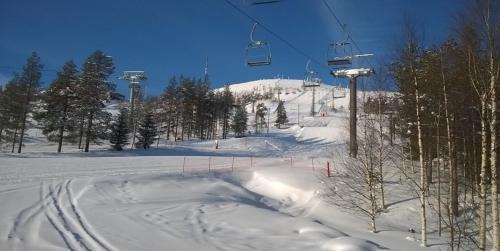 Pyhatunturi Apartamento | Koto Chalet Ski-In Ski-Out Hosted by Hygge Host