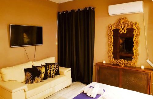 Peiraiki Apartamento | Kouro's private room!