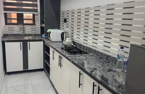Ofin Apartamento | KOZY APARTMENT & LOUNGE