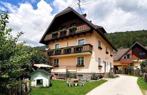 Weissenbach Apartamento | Kreuzgiebel - App. with 3 bedrooms; shower, WC - Abenteuerhof Schiefer