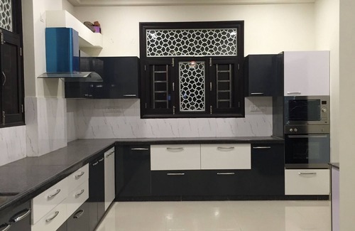 Jaipur Apartamento | "Casa de vacaciones Krishan kunj" Lujoso y céntrico 4BHK Homestay Apartment