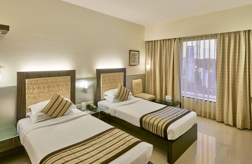 Grant Road Hotel | Krishna Palace Hotel