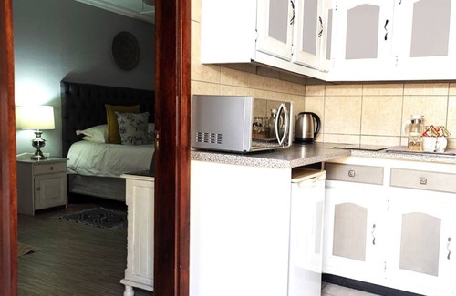 Kroonstad Casa | Kroon Manor