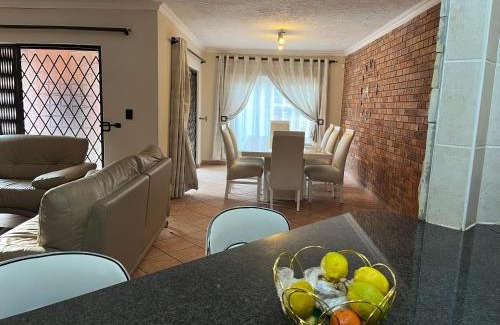 Greater Johannesburg Metropolitan Area Casa | Krugersdorp home