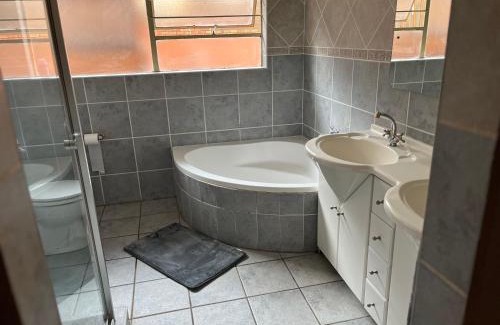 Greater Johannesburg Metropolitan Area Casa | Krugersdorp home