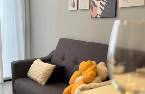 Taman Charming Apartamento | Kuching City 3B2B 10pax - The Podium Hospital Aeon Mall