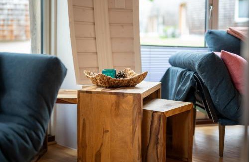 Muritz Casa | Kugelhaus Eos - Sonnengeküsstes Ferienhaus in organischer Bauweise am Seeufer