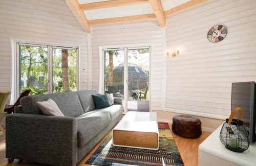 Muritz Casa | Kugelhaus Selene - Ruhiger Rückzugsort in sanfter Architektur