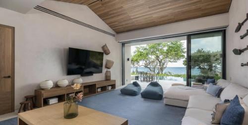 Bucerías Apartamento | Kupuri Beachfront Villa-3