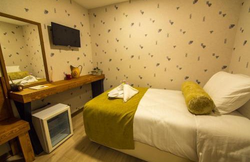 Moda Hotel | Kuzen Otel