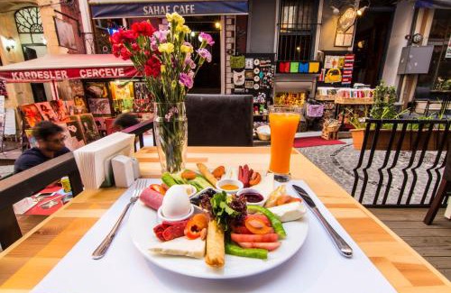 Moda Hotel | Kuzen Otel