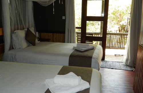 Kasane Cabina | Kwalape Safari Lodge