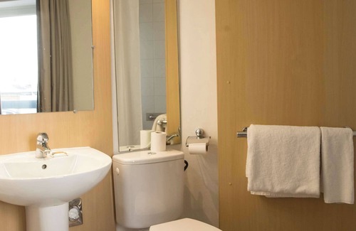 Villefranche-sur-Saone Hotel | Kyriad Villefranche Sur Saone