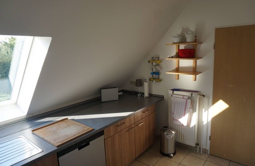Reppenstedt Apartamento | Lüneburg 0 meters? Welcome! Beautiful 95 sqm, 3 rooms, 1-6 pers., large bathroom, garden